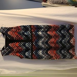 Sleeveless Fitted shift dress w keyhole cutout (18), knee length